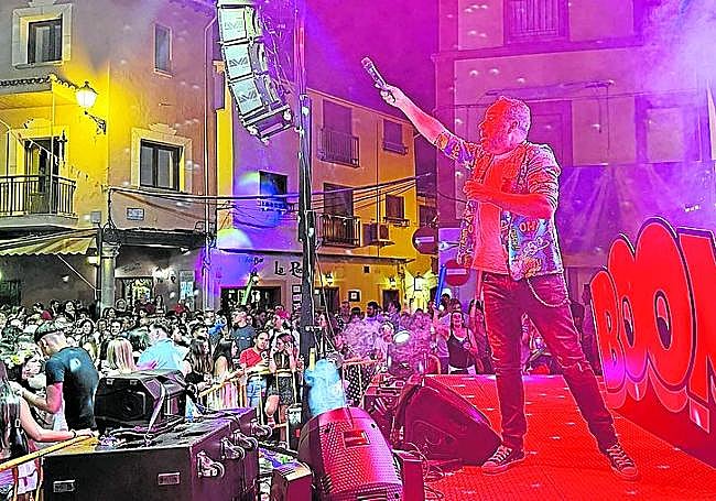 Show interactivo. El ambiente no decae ni un instante gracias a la buena mano del animador.