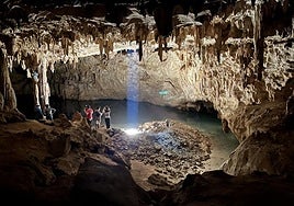 La cueva donde se halló la estalagmita que ha permitido determinar la duración de las sequías.