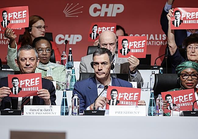 Pedro Sánchez se ha sumado a quienes piden la libertad de Imamoglu