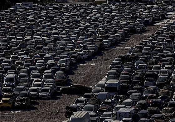Vista aérea de un desguace en Benguasil, Valencia.