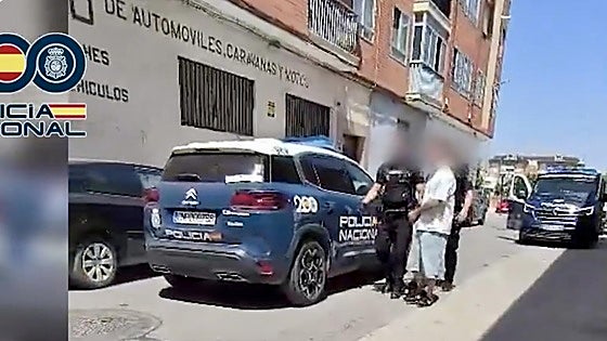 Desarticulada una banda que extorsionaba a clientes de prostitutas