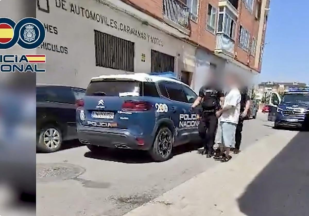 Imagen de uno de los detenidos.