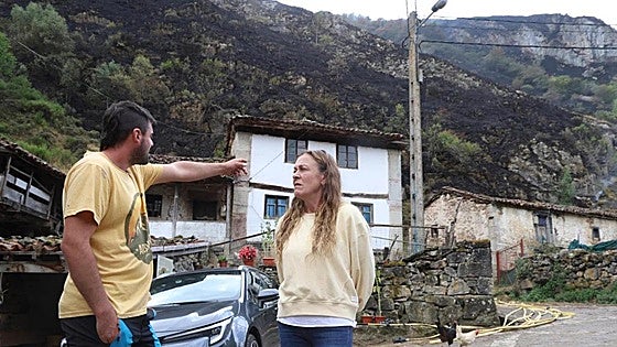 «Fue muy angustioso. Caían troncos ardiendo. No dormimos en toda la noche»