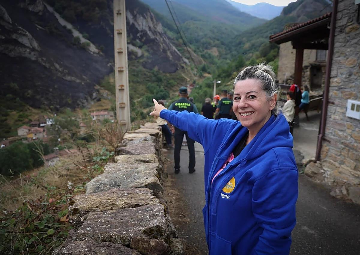 Imagen secundaria 1 - Ana Giménez y Lorena Sanz, en Perlunes.
