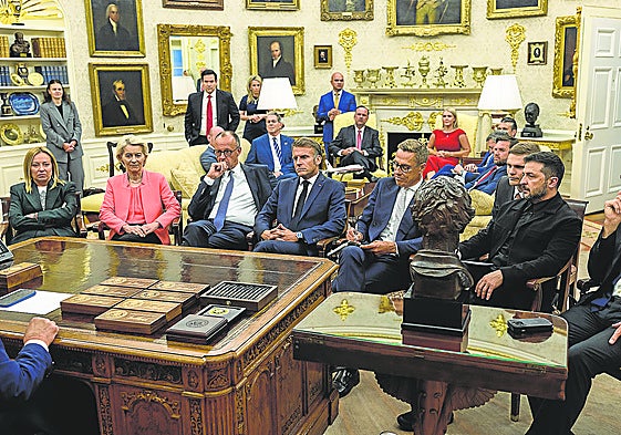 onald Trump recibió el pasado lunes a varios líderes europeos, que escoltaron al presidente ucraniano, Volodímir Zelenski, en la Casa Blanca.