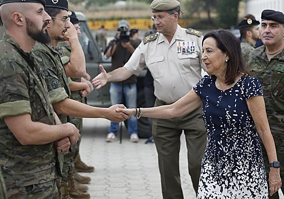 Robles visita este lunes la Brigada 'Guadarrama' para condecorar a militares por las labores de apoyo durante la dana en Valencia.