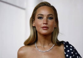Jennifer Lawrence en la alfombra roja de la gala de los Oscar del año pasado.