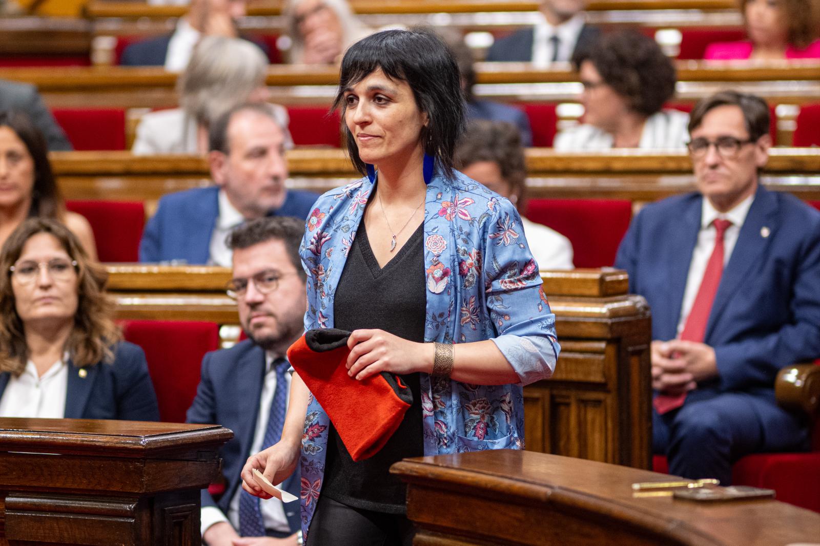 La cabeza de lista de Aliança Catalana, Silvia Orriols, en el Parlament de Catalunya
