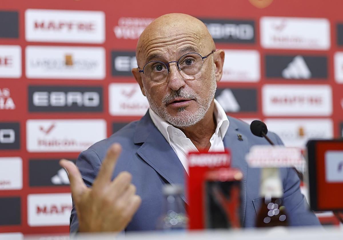 Luis de la Fuente, durante la rueda de prensa.