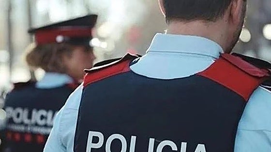 Detenido tras apuñalar y arrojar por la ventana a su mujer en Manresa
