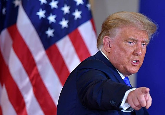 Donald Trump señala ahora a los enemigos durante su primer mandato.