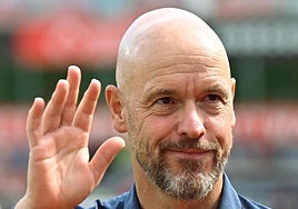 Erik Ten Hag, entrenador neerlandés destituido al frente del Bayer Leverkusen.