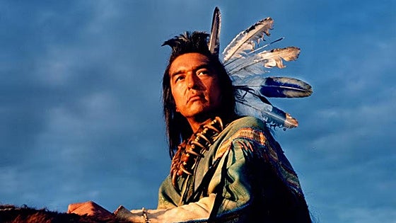 Muere Henry Graham Greene, actor nativoamericano de 'Bailando con lobos'