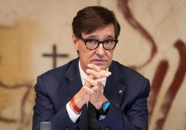 El Govern niega que Illa se reúna con Puigdemont por «instrucción» de Sánchez