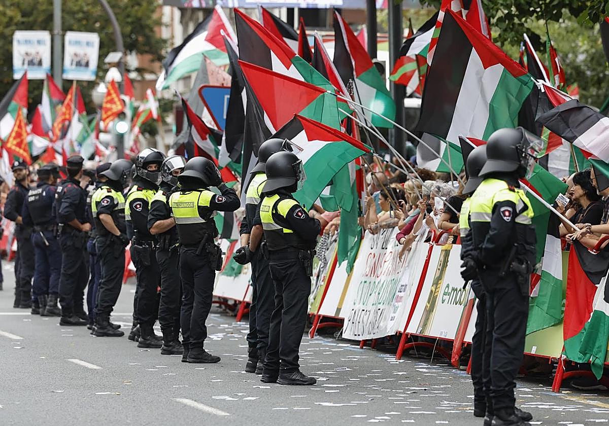 Así hemos narrado la undécima etapa, sin ganador final en Bilbao por motivos de seguridad