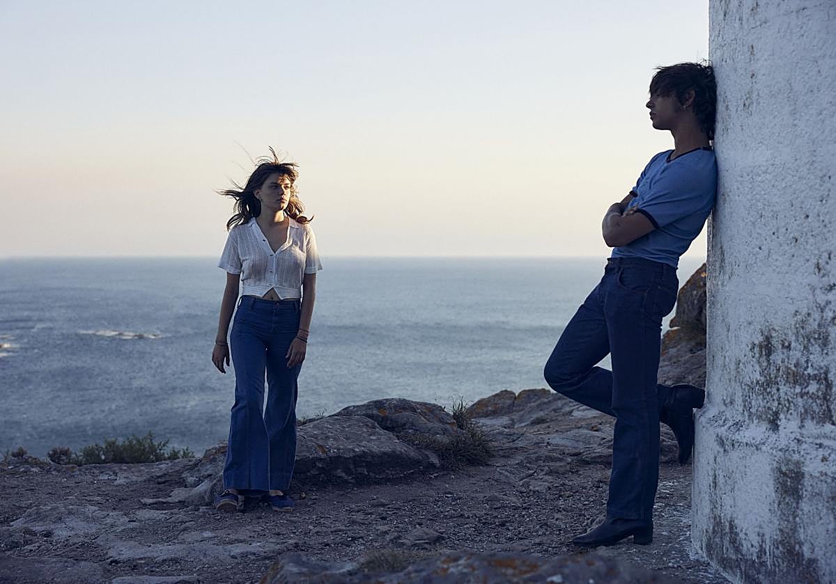 Imagen principal - Tres fotogramas de 'Romería'.