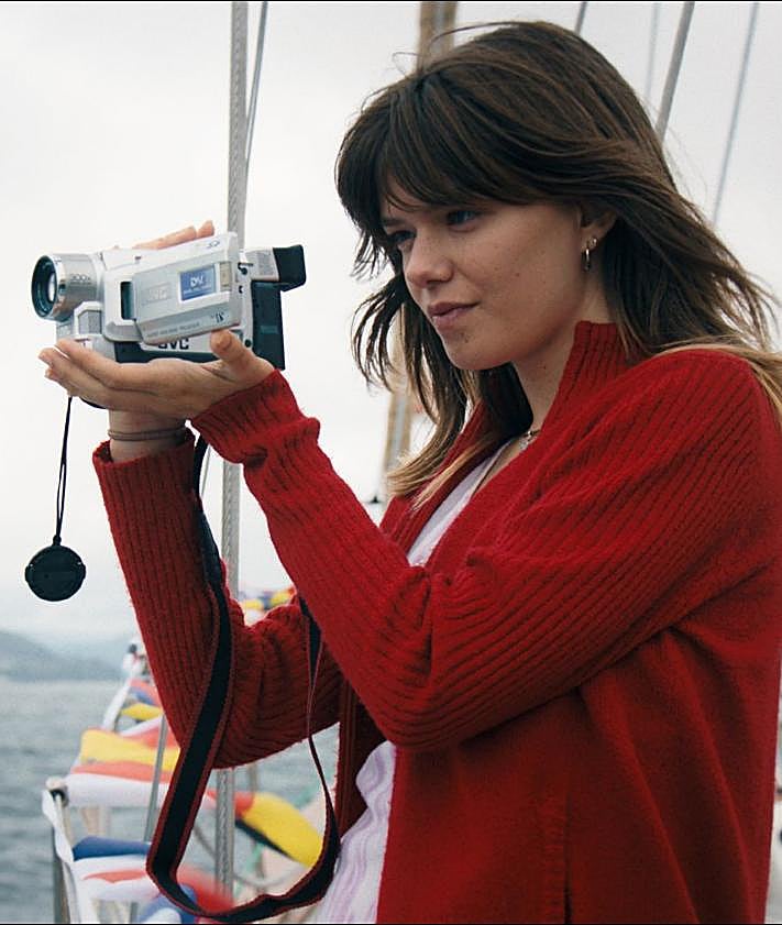 Imagen secundaria 2 - Tres fotogramas de 'Romería'.