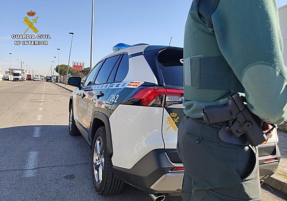 Imagen de archivo. Un agente de la Guardia Civil en servicio.