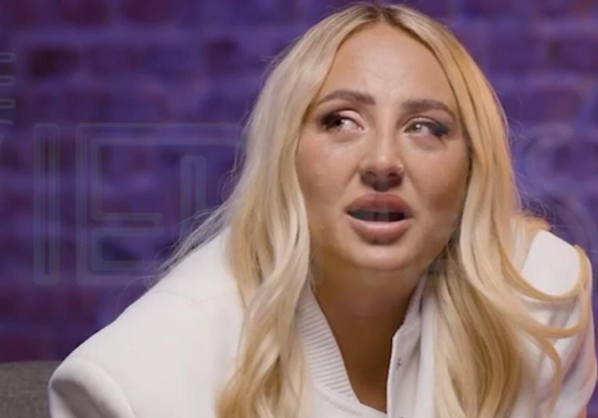 Rocío Flores Returns to Telecinco: "My Mother Has Ruined My Life, But She  Is My Mother" | TodoAlicante