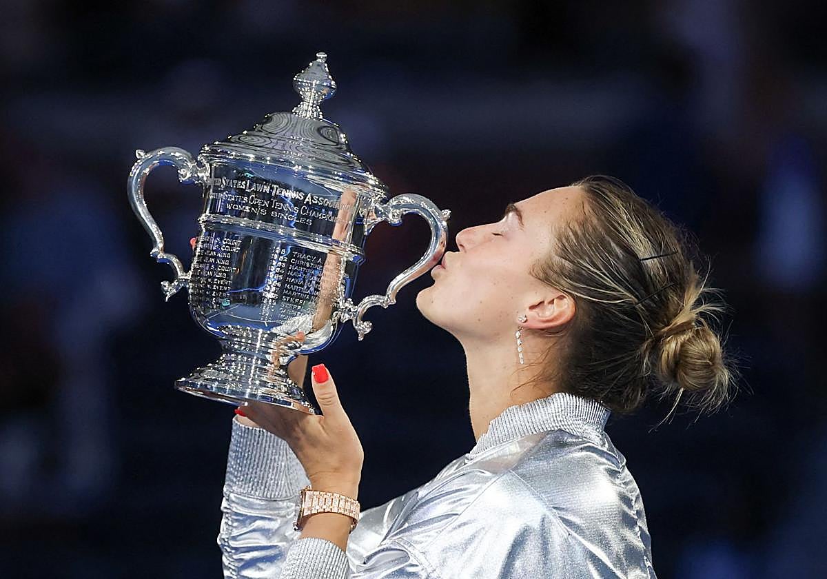Aryna Sabalenka celebra este sábado su victoria en el Abierto de Estados Unidos.