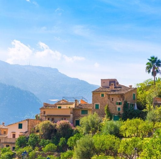 Este es el pueblo más bonito de Mallorca: tiene vistas a la Tramontana