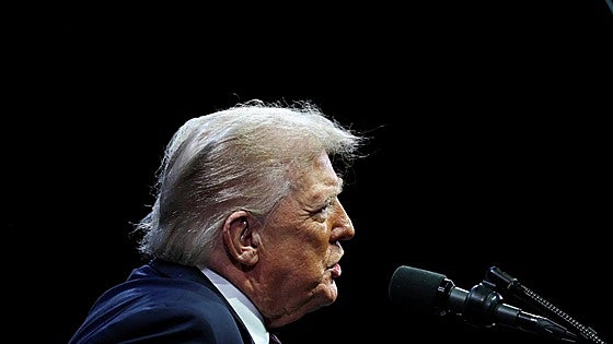 Trump devuelve la oración a las escuelas y da por muerta la cultura 'woke'