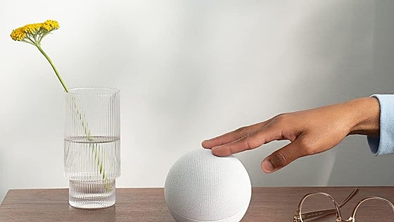 Análisis del altavoz inteligente Echo Dot (última generación) con Alexa y sonido mejorado