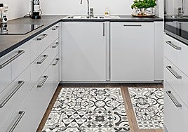 Viste tu casa con estas prácticas alfombras vinílicas para el hogar