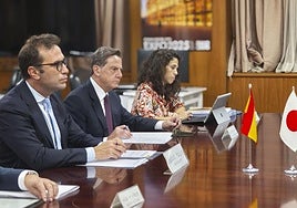 El ministro Carlos Cuerpo en una de sus reuniones en Japón.