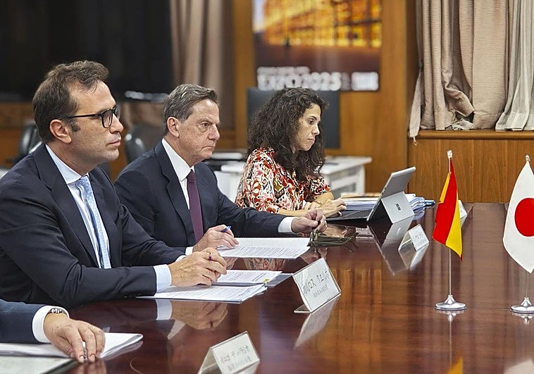 El ministro Carlos Cuerpo en una de sus reuniones en Japón.