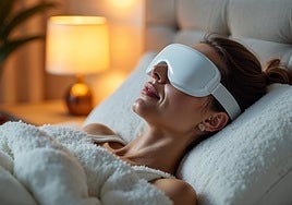 Mejora la calidad del sueño estés donde estés con este antifaz para dormir