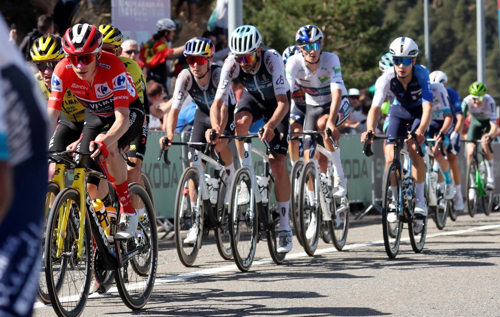 Vingegaard conquista la Bola del Mundo y sentencia la Vuelta