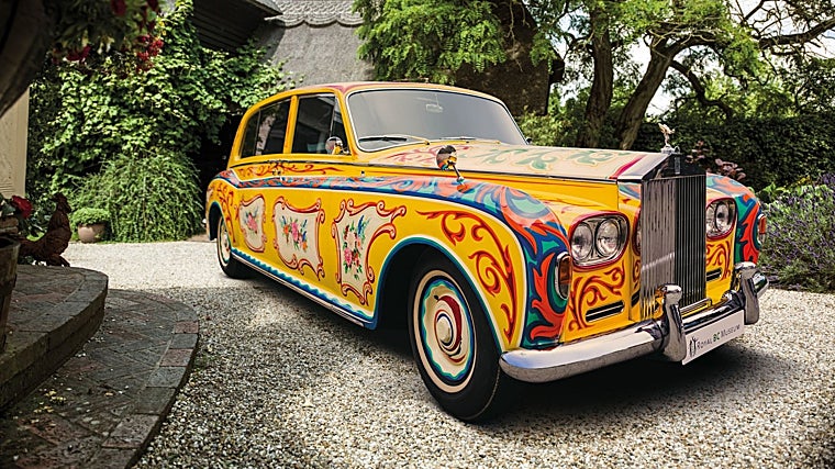 El Phantom V de Lennon y su iconoclasta pintura…, era la época de «Sgt. Pepper's Lonely Hearts Club Band»