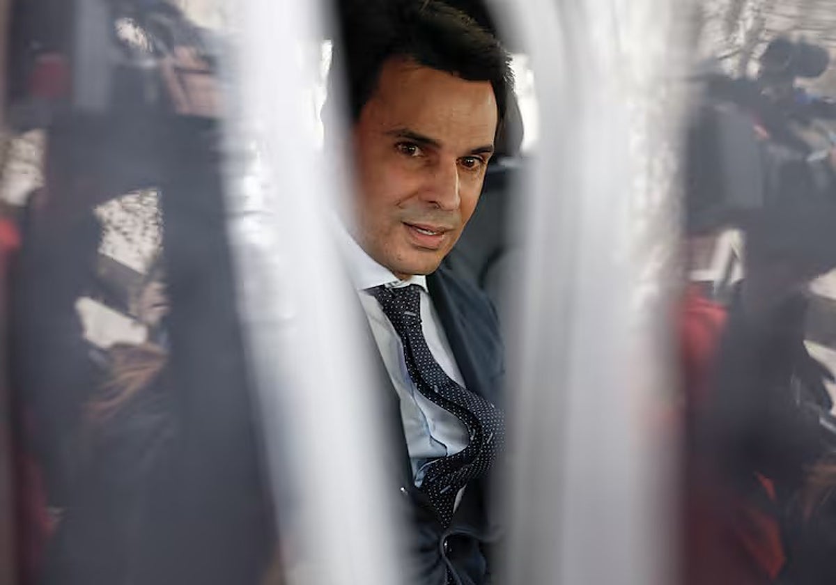 Alberto González Amador