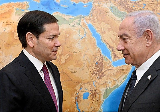 Marco Rubio y Benjamín Netanyahu este lunes en la oficina del primer ministro israelí en Jerusalén.