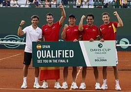 Los integrantes del equipo español de Copa Davis celebraron el domingo el pase a las Finales de Bolonia.
