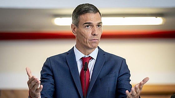 Sánchez anuncia una rebaja de las horas lectivas del profesorado que ya se aplica