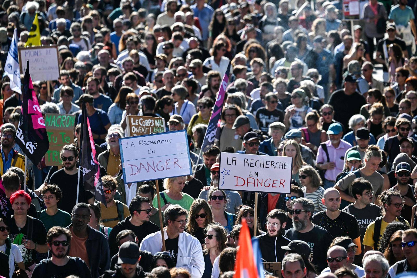 Así se vive en Francia la nueva jornada de huelga general