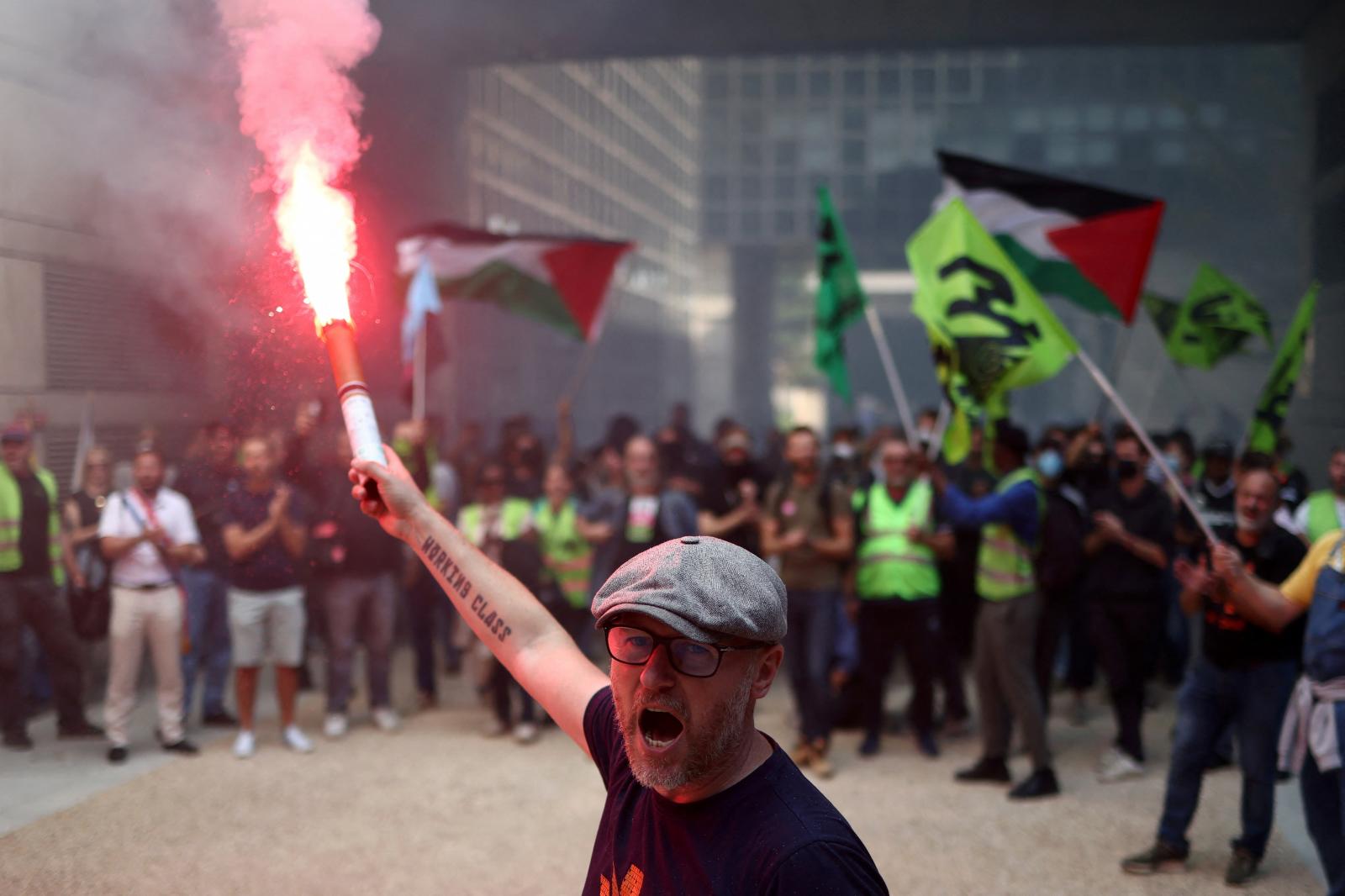 Así se vive en Francia la nueva jornada de huelga general