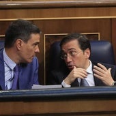 Pedro Sánchez y José Manuel Albares en el Congreso