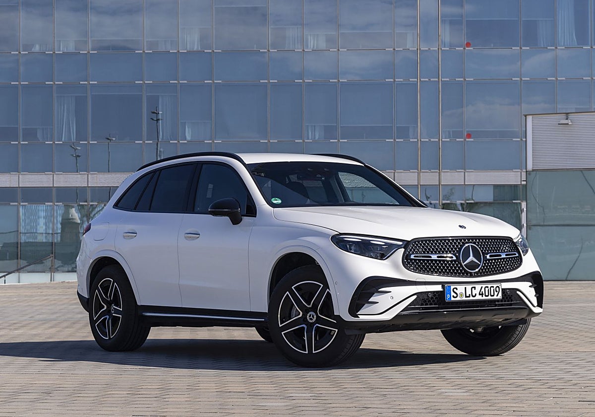 El GLC brilla por un sistema híbrido que apenas consume
