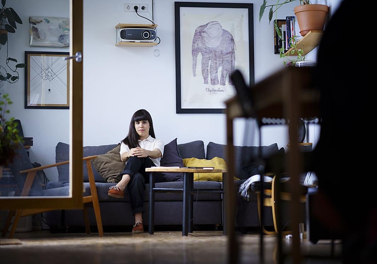 La malagueña Candela Sierra, fotografiada en su casa de Madrid.