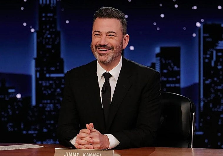 Trump amenaza con demandar a la cadena ABC por reponer el programa de Kimmel