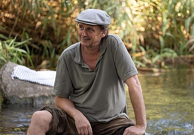 José Luis Guerín en el rodaje de 'Historias del buen valle'.