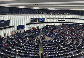 La Eurocámara pide abaratar las hipotecas a los jóvenes que compren su primera vivienda