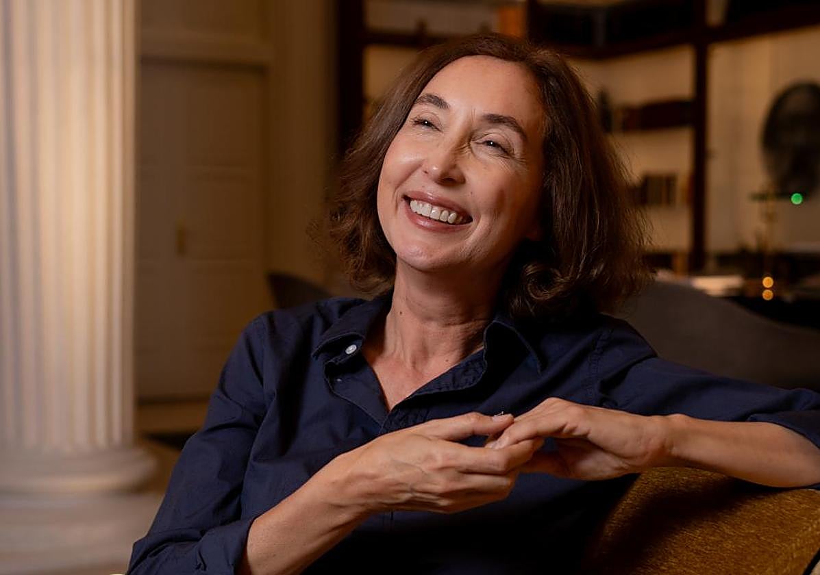 Elsa Punset, en la biblioteca del hotel Casa de las Artes, de Madrid, donde se desarrolló la entrevista.