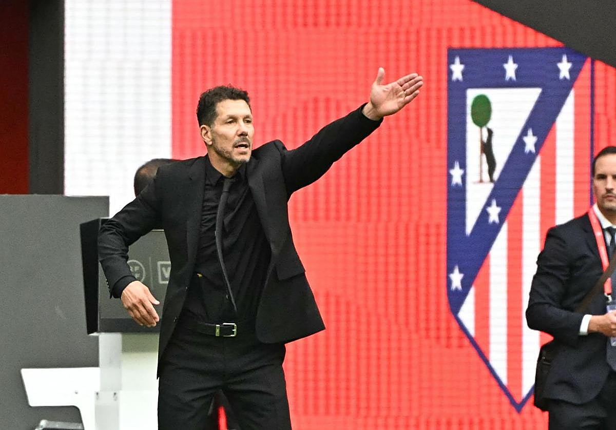Simeone, durante el derbi en el Metropolitano.
