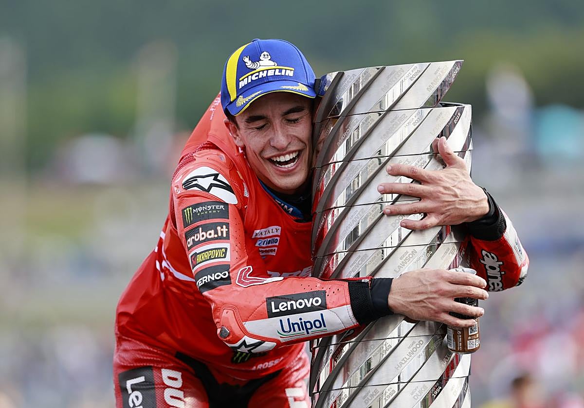 Las mejores imágenes de la celebración del título de Marc Márquez
