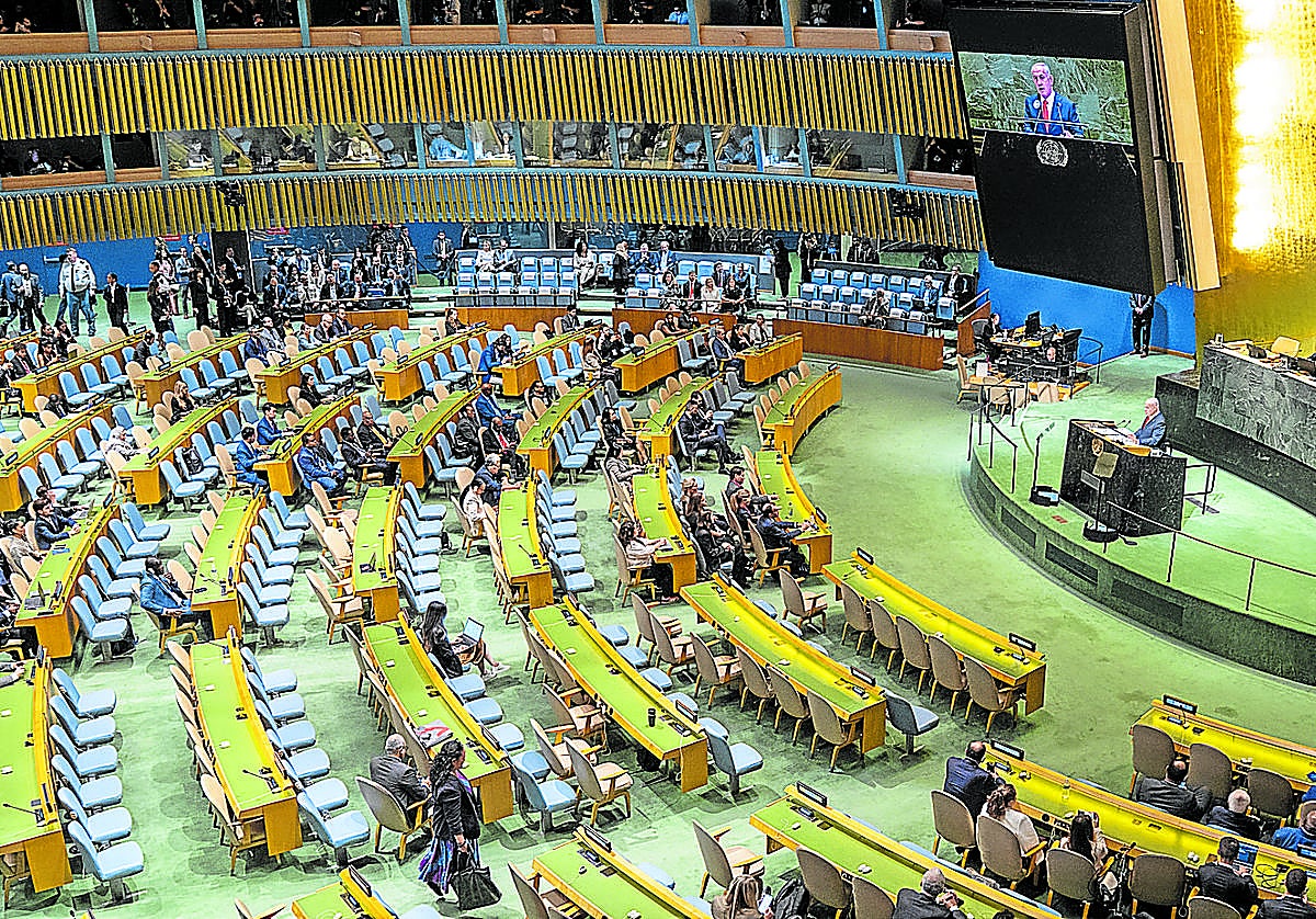 Netanyahu se dirige a una Asamble casi vacío que le ha dado plantón.