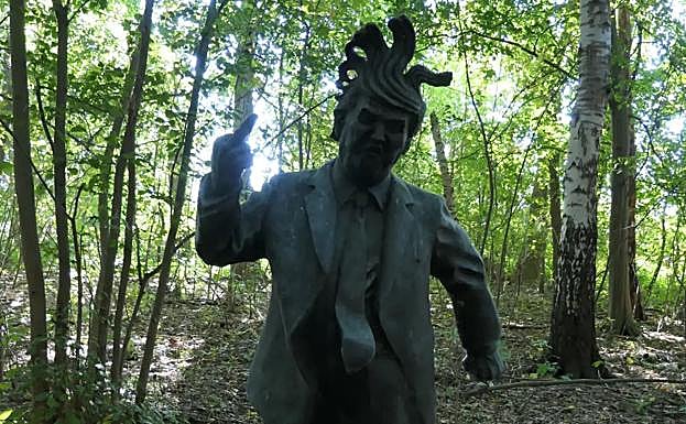 Trump también tiene su sitio en el sendero.